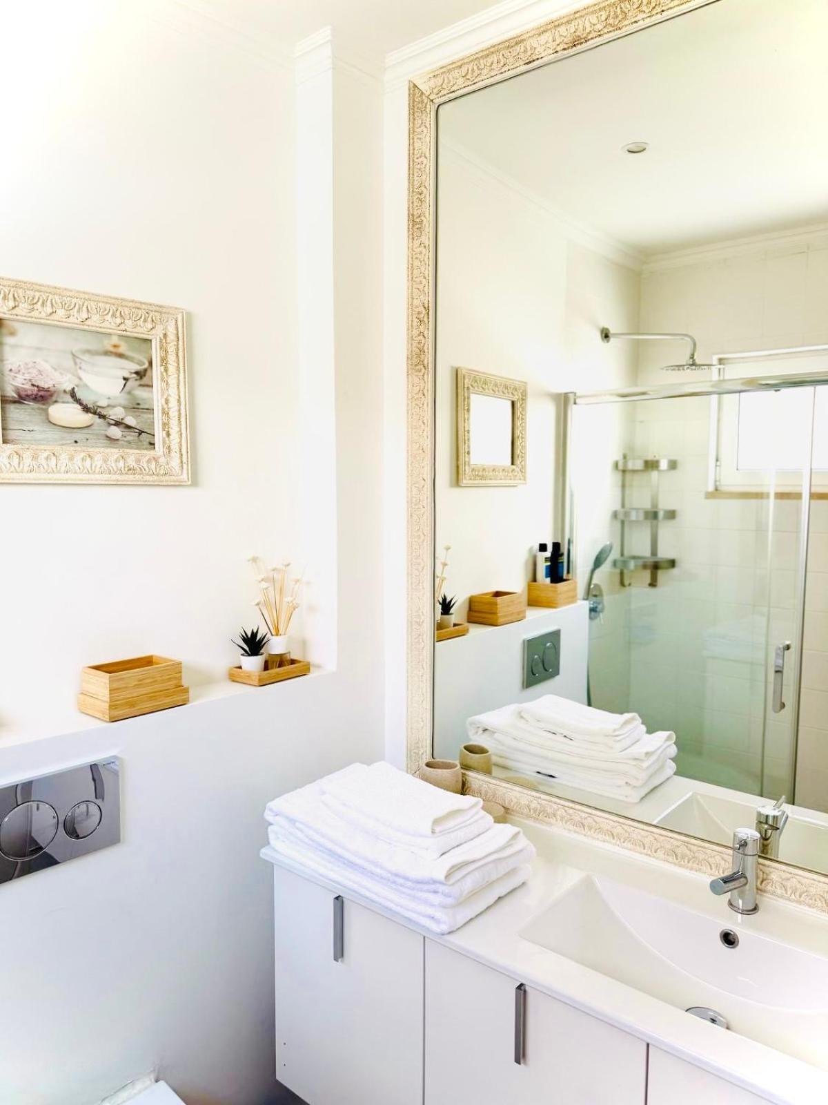 Apartment Alegria By Realmobility *